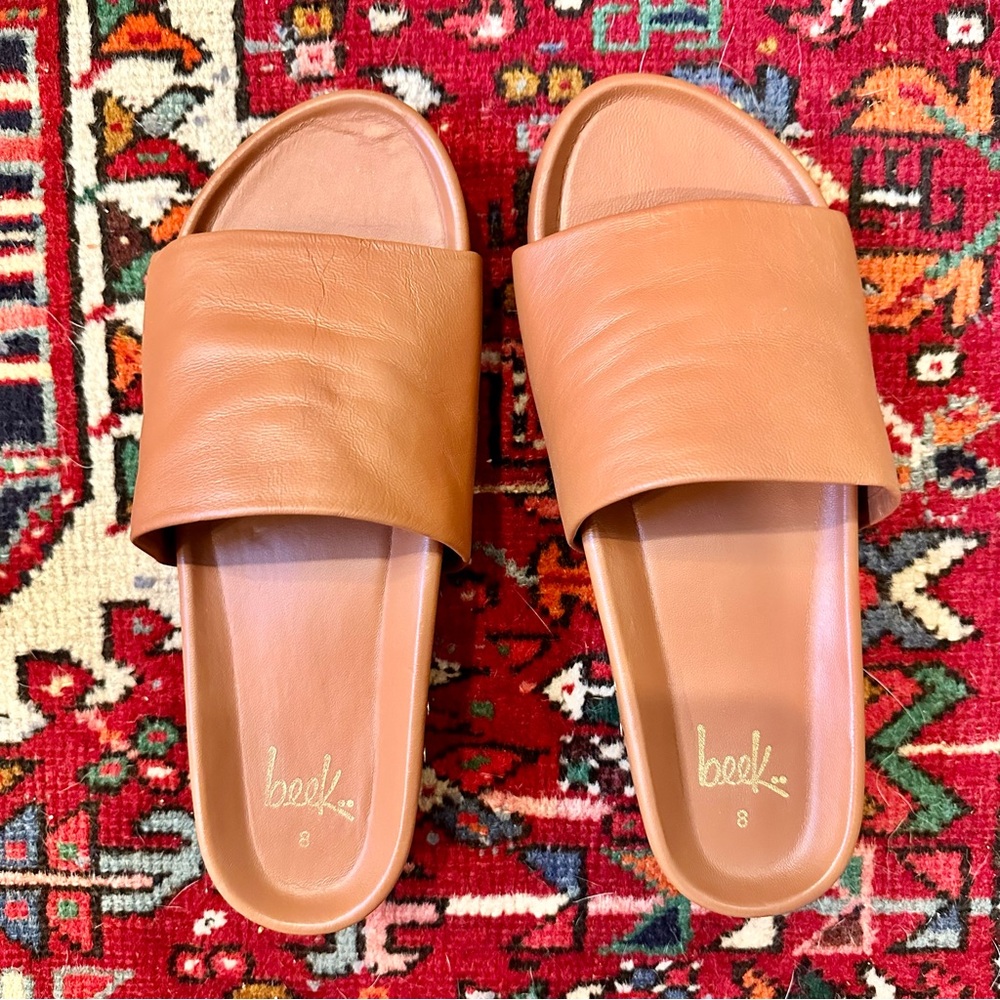 Beek “Pelican” Slide Sandals